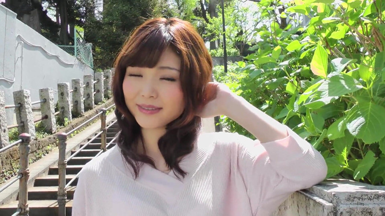 Caribbeancom: Hairy Japanese girl is pleasuring her bf's cock