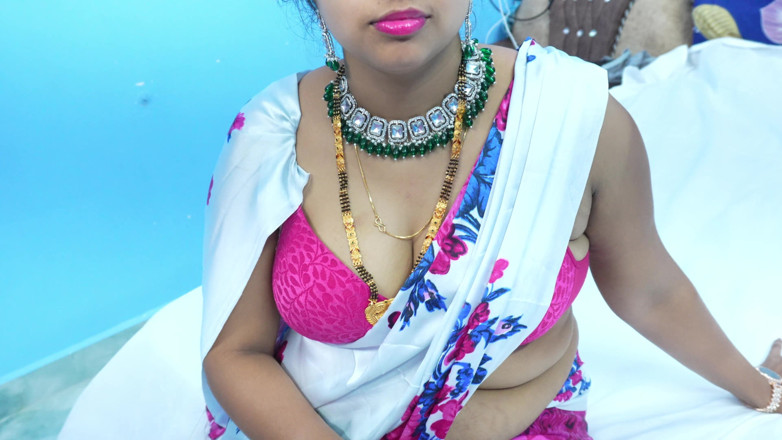 Nelam bhabhi: เดซีภับหีนวดตัวแล้วเย็ดก้น เสียงเซ็กซี่