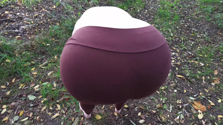 Bouncy Tits Action: Naked Titslapping
