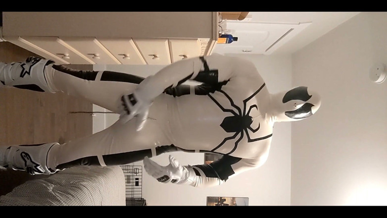 Bruiserwood: Anti-venin costum Antics