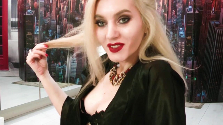 Goddess Celine: Vaccuming in Vintage Stockings
