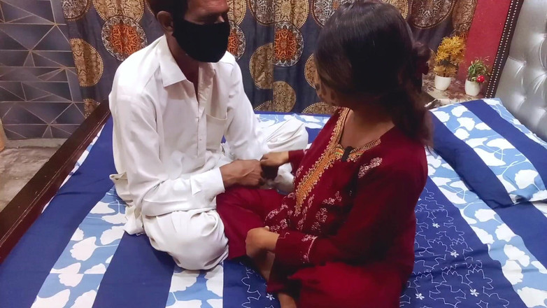 MehwishButt: 내 자지를 빨아주는 거유 밀프