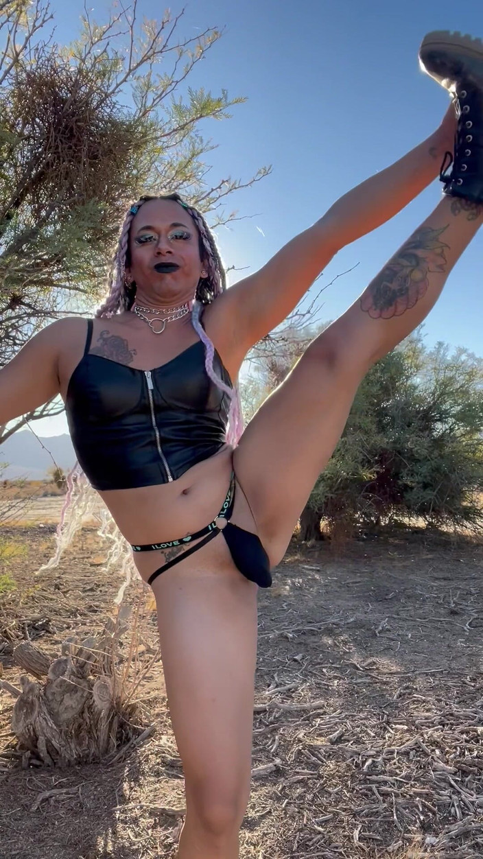 TSJade95: 야외에서 따먹히는 나에게 설탕을 붓다