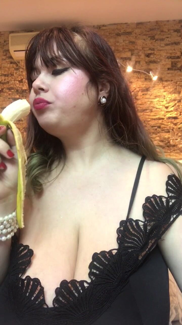 Roxanne Miller: Banana Me