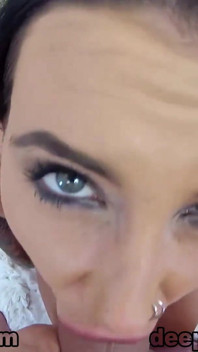 Stripperin brünette austin Lynn pOV-blowjob halsfick und spermaschlucken