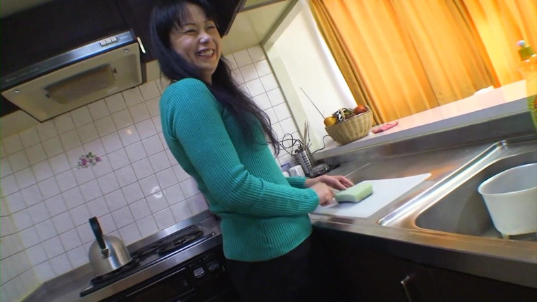 Japan Lust: 정액으로 가득 찬 미시 일본 여성의 입