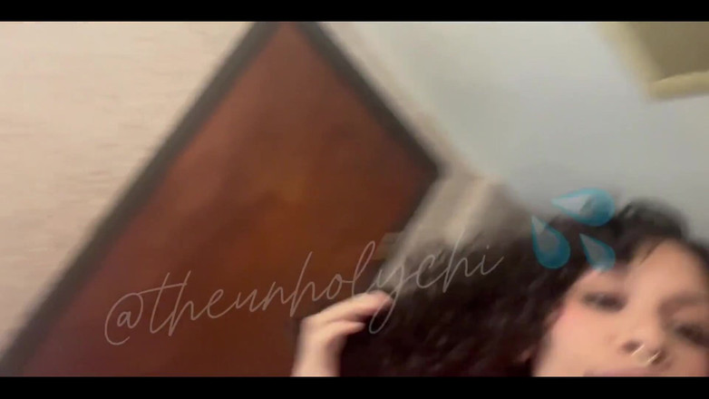 theunholychi: Pulisci questo pasticcio per me