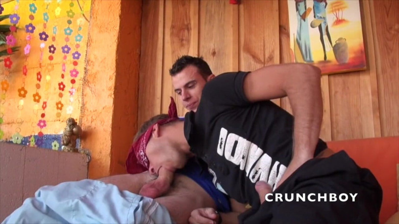 FRENCH AMATORS SEXTAPES: 親友に不意打ちを食らう