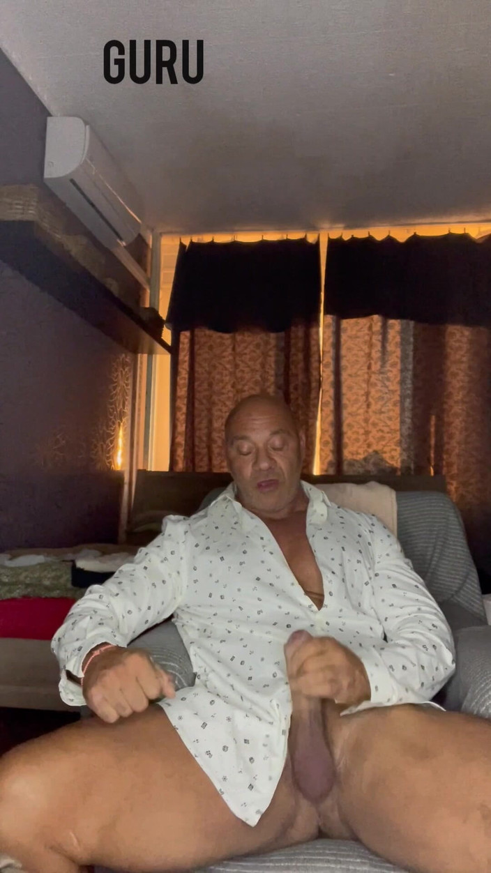 Mr. Guru: Bodybuilder solo eigengemaakt aftrekken