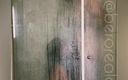 Berorealove: Mokré šukání ve sprše