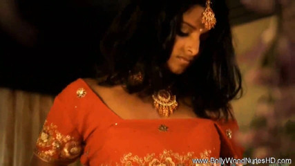Bollywood Nudes: 宝莱坞女郎裸体时很华丽
