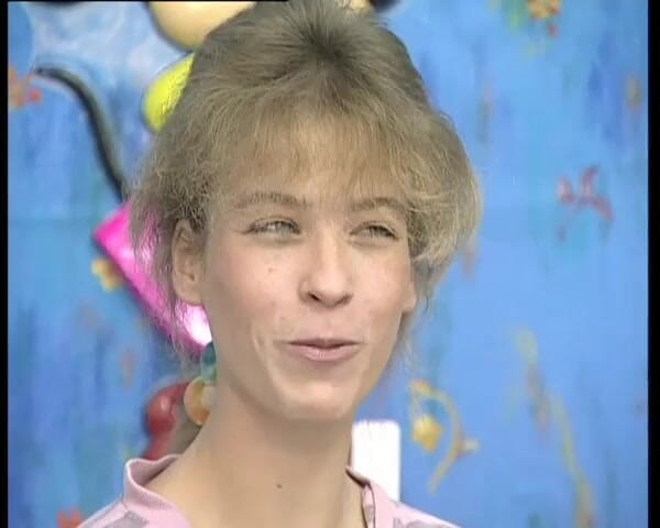 YOUR FIRST PORN: Sehr Behaarte Muschi und Achseln Bei Nico - ニコの非常に毛深い猫と脇の下