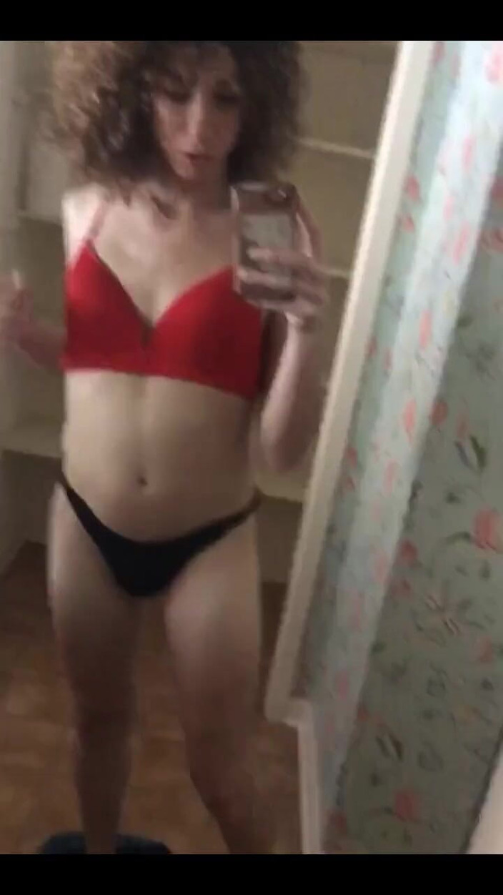 Tia Tizzianni Productions: Coraz niegrzeczny w Lake a Series