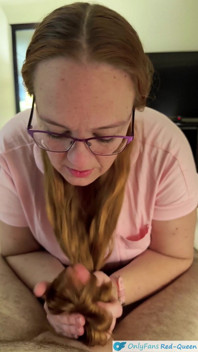 POV pigtail hairjob od sexy dlouhovlasé zrzavé zrzky