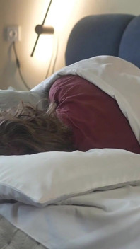 Ho Scopato La Mia Timida Sorellastra Da Dietro, Faccia in Telecamera