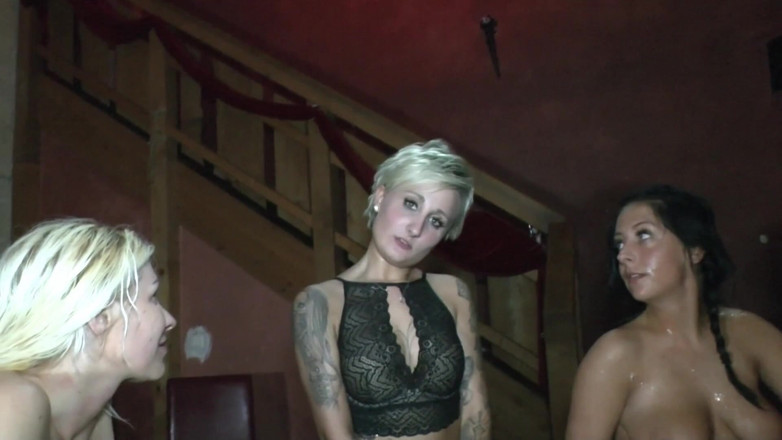 X DVD Collectors Club: Gangbang freak off festa 9