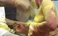 प्रिया ने भाभी के साथ रंगारंग होली मनाई
