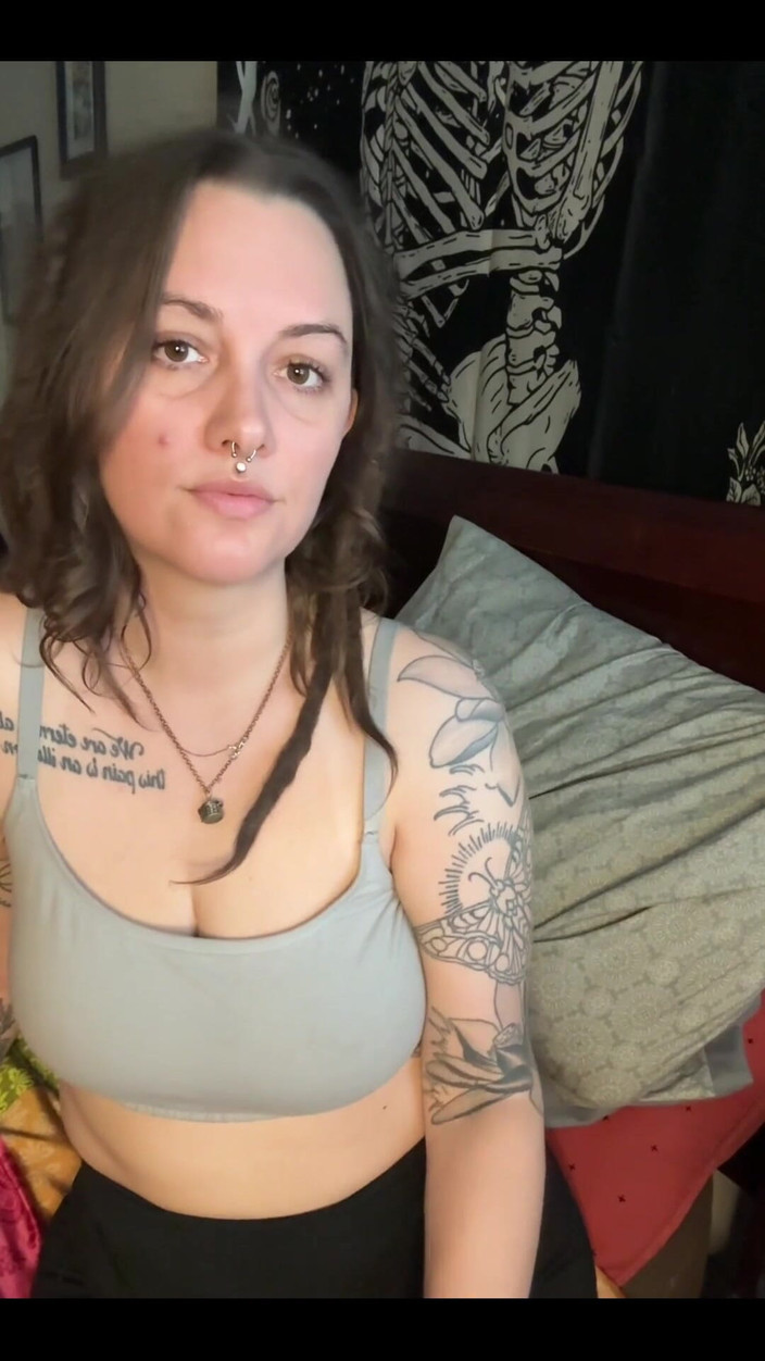 Chery Trees: Virtuele rokende seks, pov berijden en kwijlen met Kersenbomen