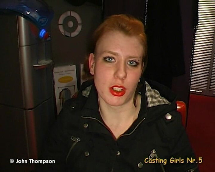 German Hardcore Gangbang: Casting si gadis seksi nr.5 - cewek seksi lagi bugil & berpose