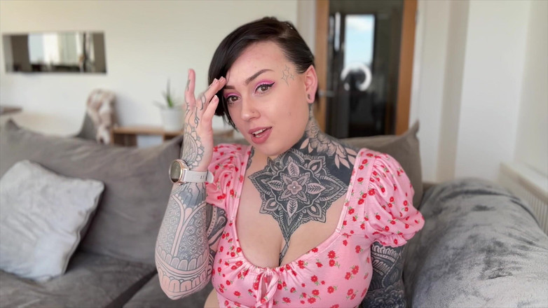 Miss Valentina: Live in Cornuto