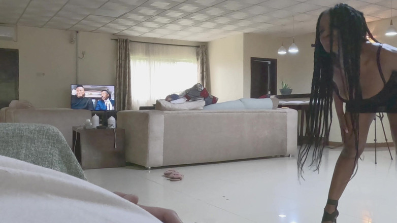 Black Swan: Ayah terangsang semua ketika dia melihatku menari, aku tidak bisa...