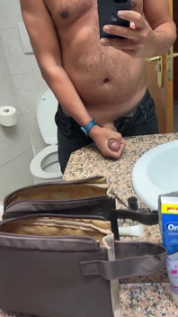 你能抗拒我的大鸡巴吗？爱操一个漂亮的洞