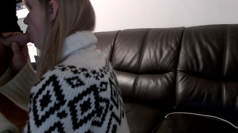 MagicStas: 女孩想要口交和打手枪，脸上都是精液