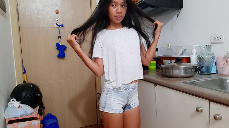 creamberryfairy: Kencing dalam Jean Short saya dengan palam punggung
