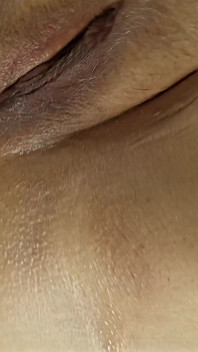 Sto solo per svuotarmi le palle nere piene di sperma cremoso in profondità nella mia grande figa grassa donna sSBBW