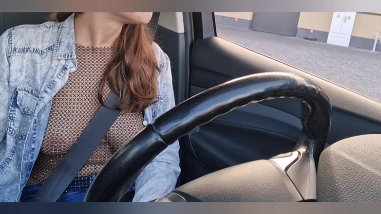 HottPussy118: I flash moje prsa na Mc Drive