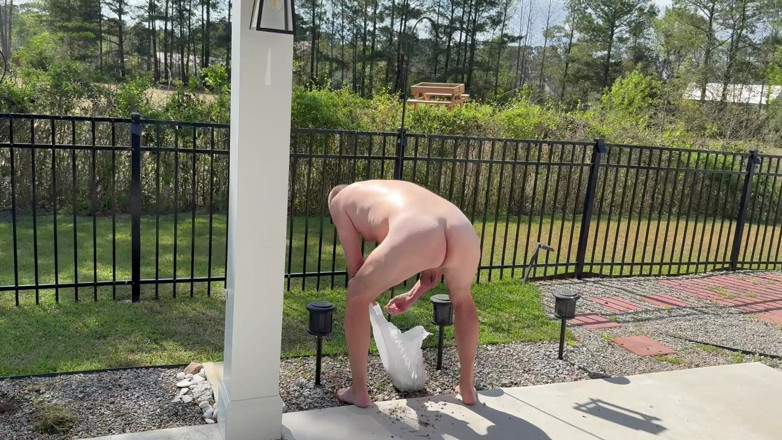 ProfessorPaul: Naked Gardening