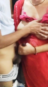 Neděle Celou noc indická Desi Bhabhi plně kundička šukání v desi stylu Zezadu s dirty talk v hindštině.