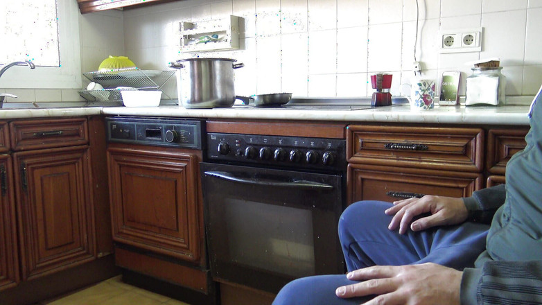 Stepmom Susan: Mama vitregă excitată nu mi-a putut pula după ce m-am...