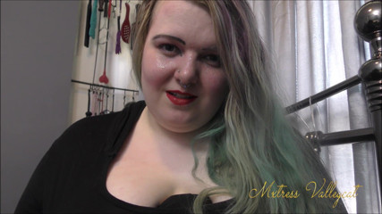 Mxtress Valleycat: Mesmerized into buying me boots