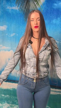 Piper Blush Has Great Jeans