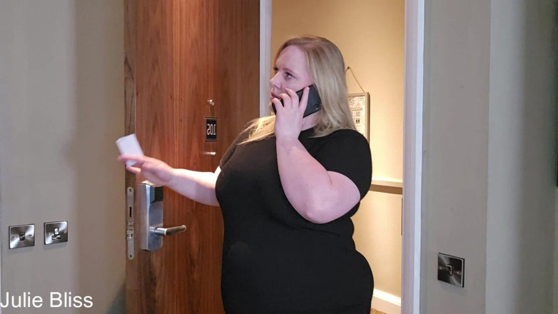 Julie Bliss: Homewrecking Masturbating and Stuffing Your Wifes Panties
