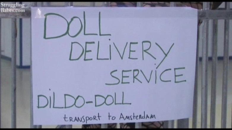 Submissed: Служба доставки ляльок 02 dildodoll