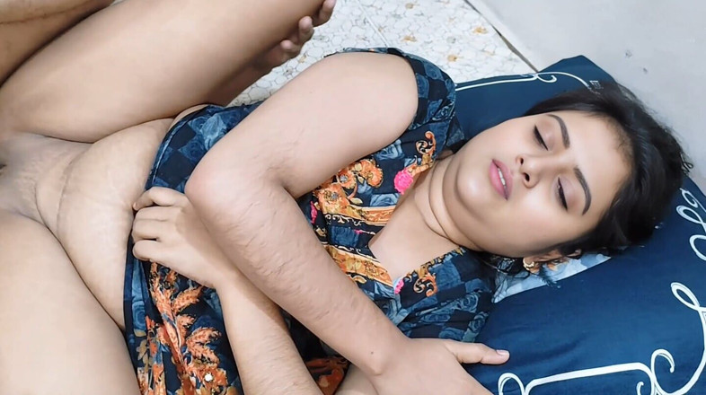 Angel Surovi Lata: วิดีโอเย็ด Sali Dulavai บังคลาเทศคนสวย