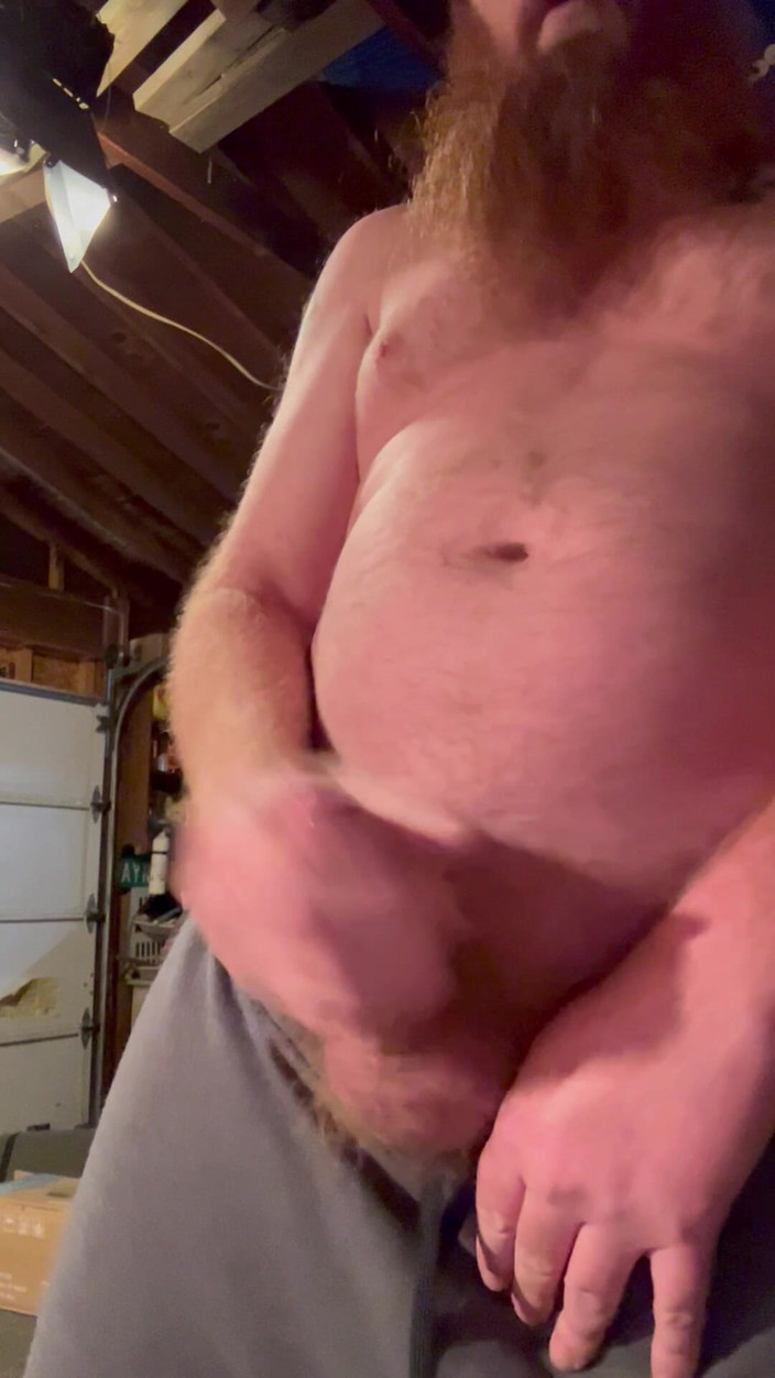 Big Baz: Ngocok kontol sampai muncrat