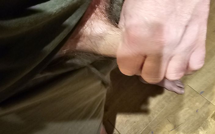 Shortthickuncut: Gros orgasme avec growl