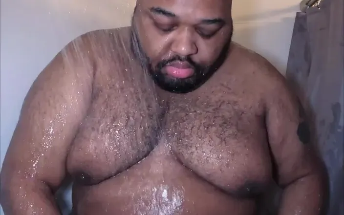 Blkhole420: Shower and belly shave and feeling so fat. I hope...