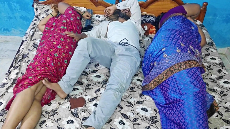 RoyToy: Un beau-fils partage un lit avec sa belle-mère desi et...