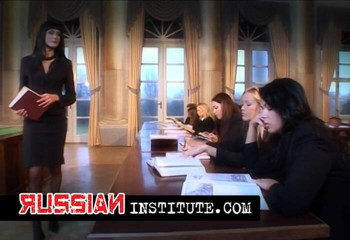 Russian Institute: Anální trio se Sarah Twain a Leou Magic