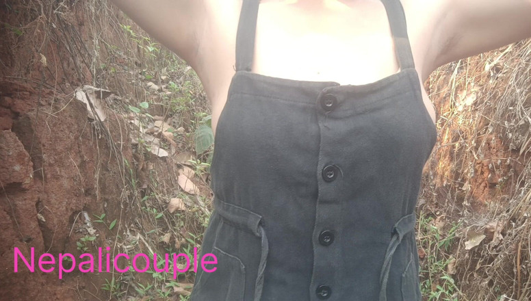 Nepalisexycouple: Bumi telah koyak ke dalam jisim pepejal - Soh, apa kebahagiaan!