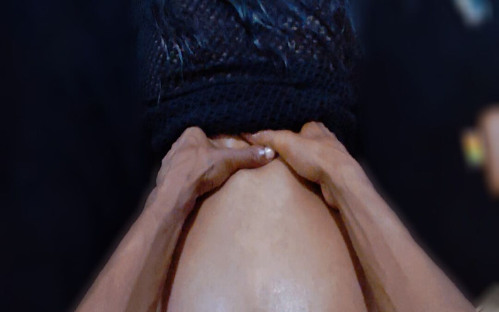 PABLO N3GROBAR: Buổi biểu diễn đụ khiêu gợi lil latina tắm vòi hoa...