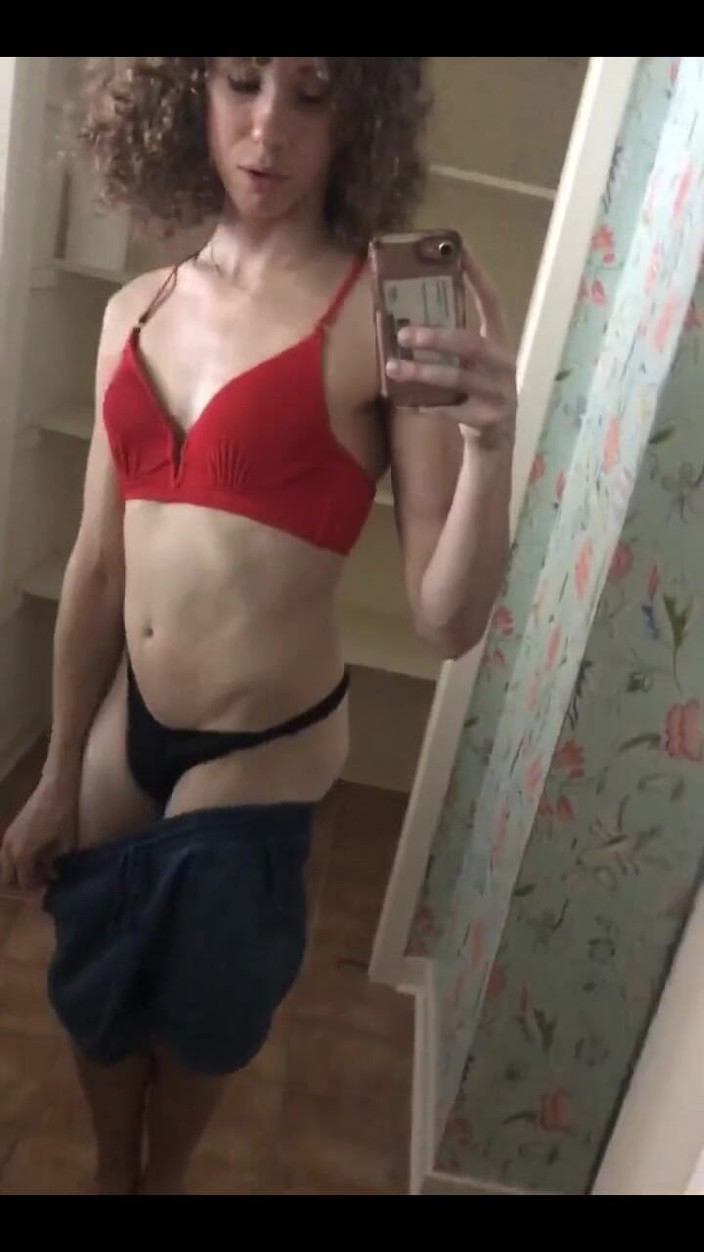 Tia Tizzianni Productions: Coraz niegrzeczny w Lake a Series