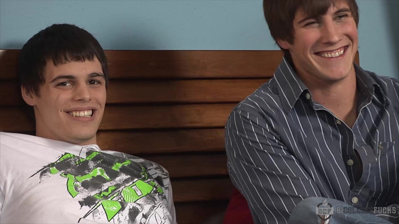 Bi College Fucks: Philip &amp; Travis Take Turns on Valerie
