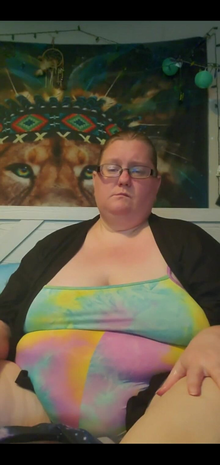 Misssunshinevip: 내 발을 문지르다