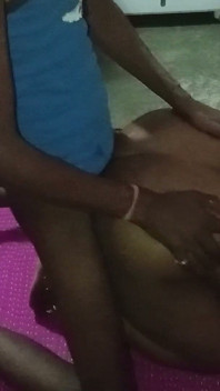 Deshi Dehati Bhabhi Seks Depan dan Belakang