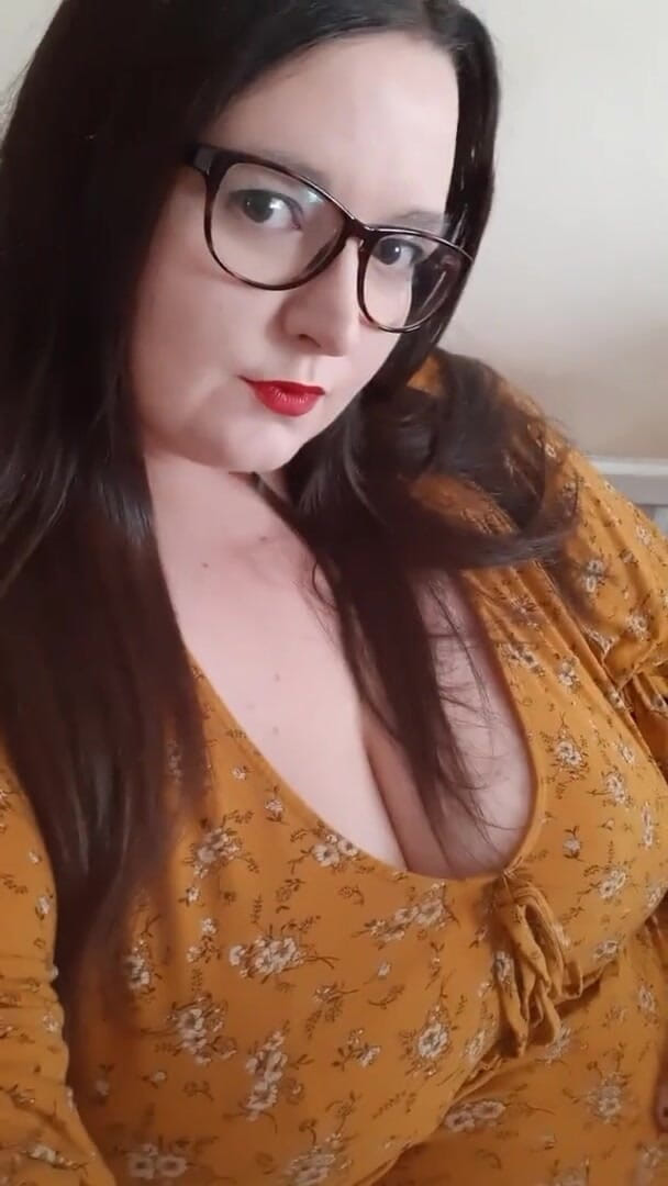 SSBBWLadyBrads: Exkluzivní fanklub - Oblékání mého make-upu